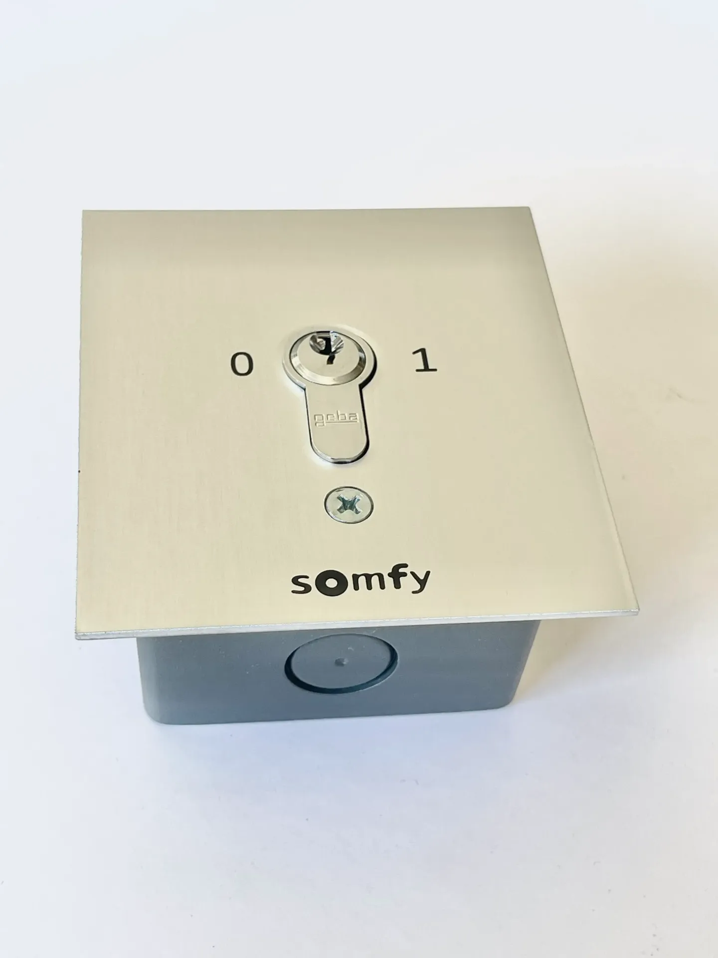 [1971871149A] CONTACTEUR A CLÉ SOMFY 1871149A 2 SENS A IMPULSION À ENCASTRER